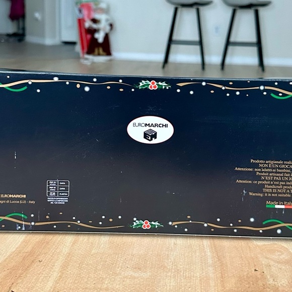 Euromarchi 8 Piece Holy Nativity Set 4” Christmas Figures Hand Crafted in Italy - Picture 9 of 16